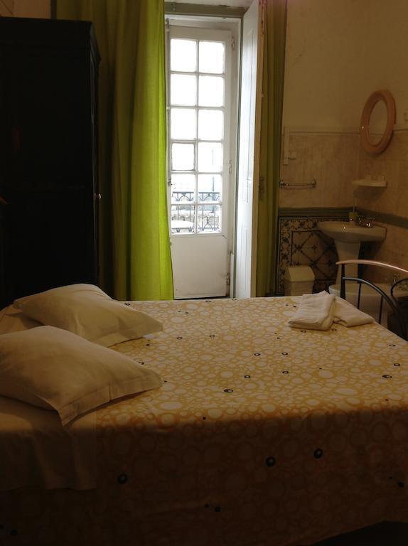 New Aljubarrota Guest House Lisbona Esterno foto