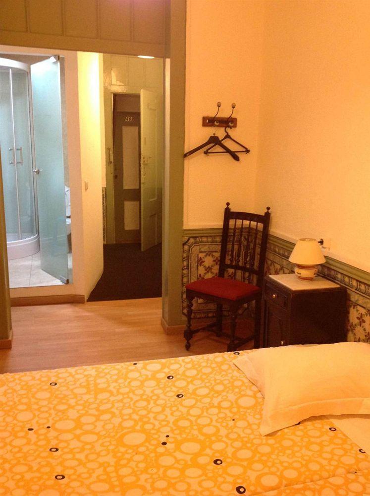New Aljubarrota Guest House Lisbona Esterno foto
