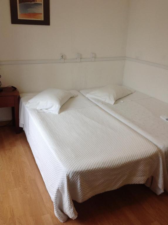 New Aljubarrota Guest House Lisbona Esterno foto