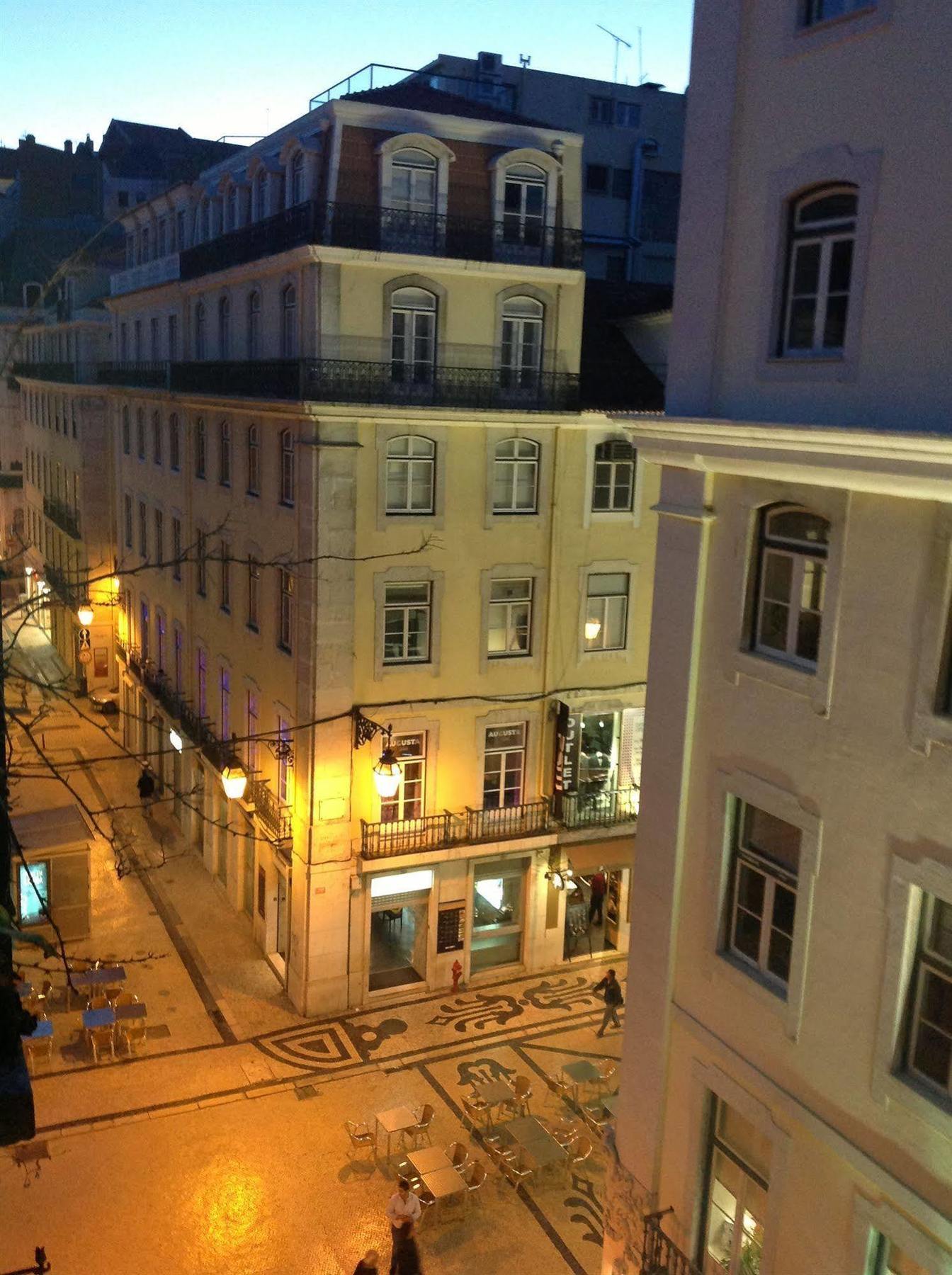 New Aljubarrota Guest House Lisbona Esterno foto