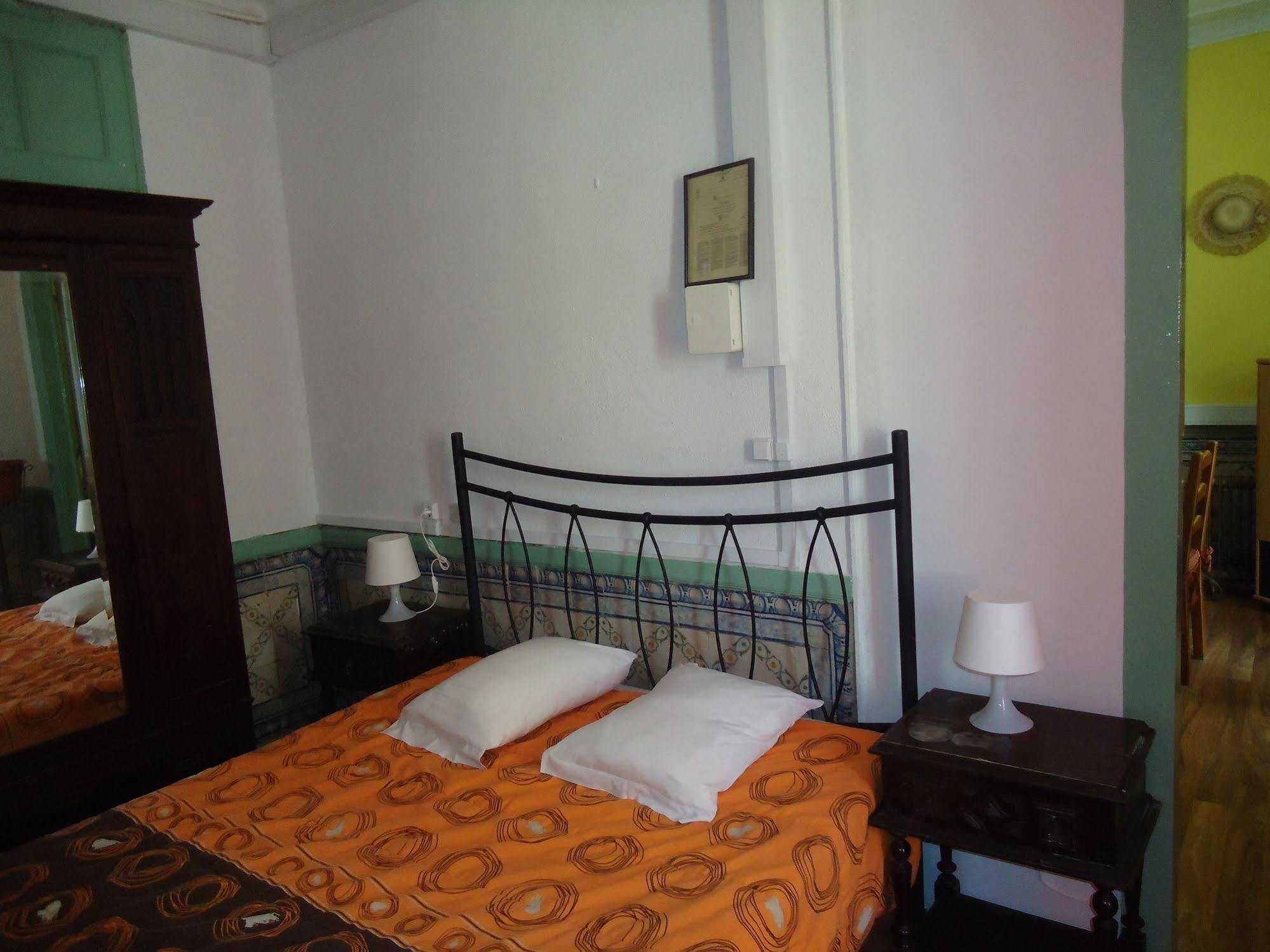 New Aljubarrota Guest House Lisbona Esterno foto