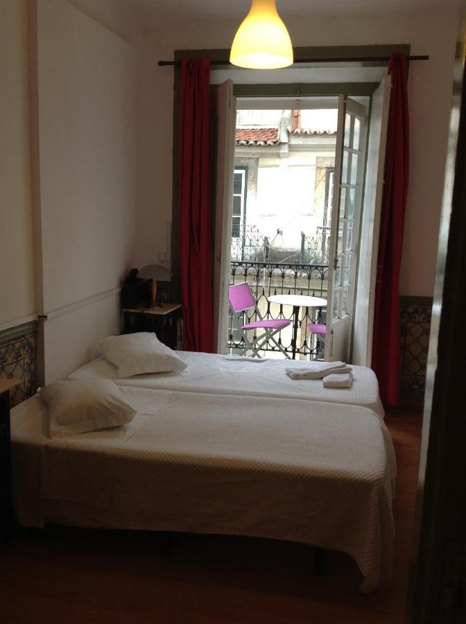 New Aljubarrota Guest House Lisbona Esterno foto